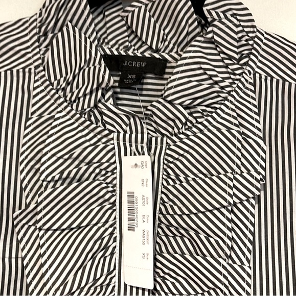 🆕 J. Crew Long Sleeve Popover with Ruffle Detail in the Front. NWT - Picture 4 of 11